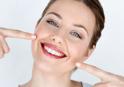 Kako si varno pobeliti zobe doma? - Stomatološka poliklinika Zagreb | Štimac centar dentalne medicine